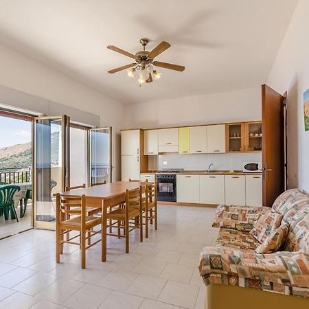Casa Vacanze Andreana Daire Letojanni Dış mekan fotoğraf