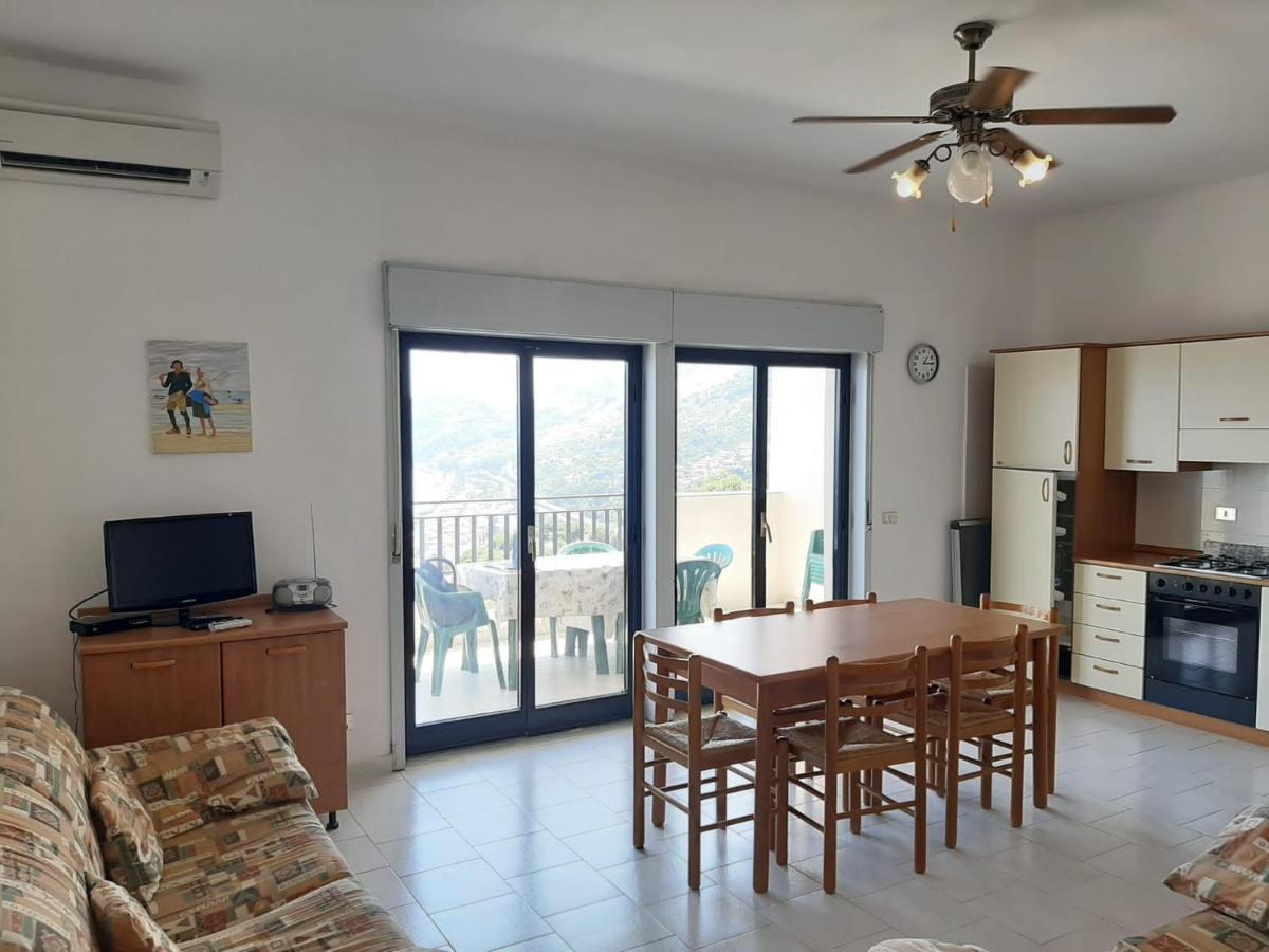Casa Vacanze Andreana Daire Letojanni Dış mekan fotoğraf