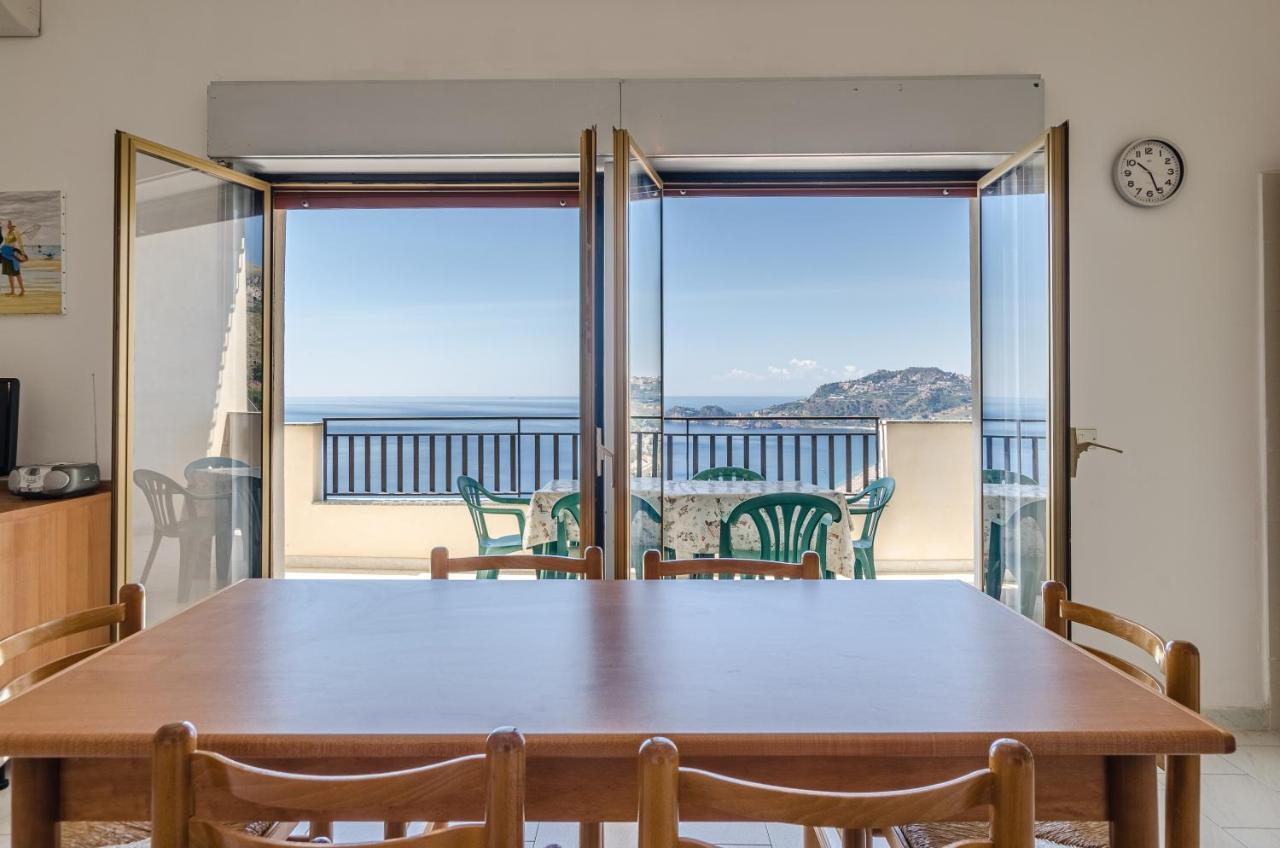 Casa Vacanze Andreana Daire Letojanni Dış mekan fotoğraf
