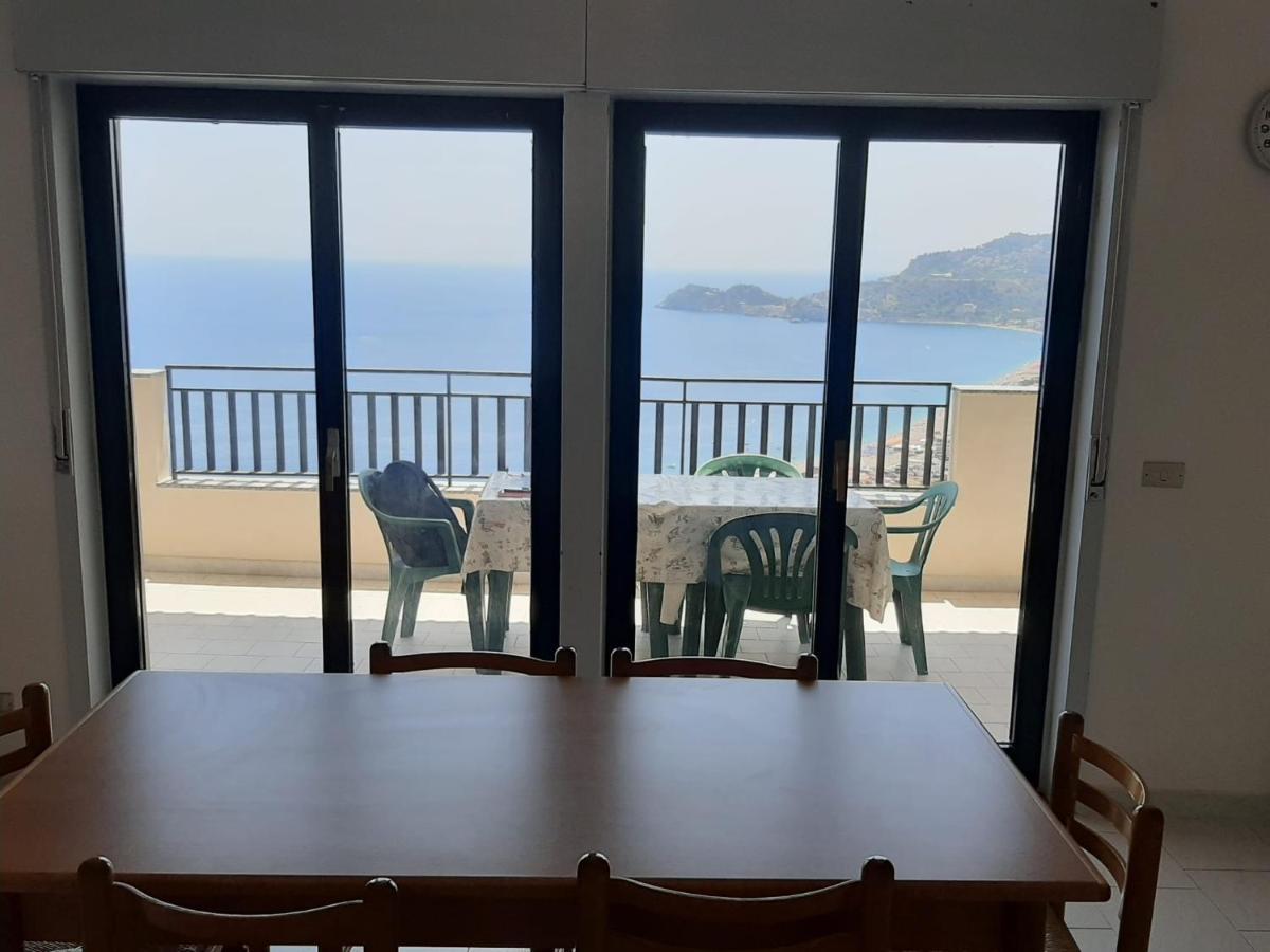 Casa Vacanze Andreana Daire Letojanni Dış mekan fotoğraf